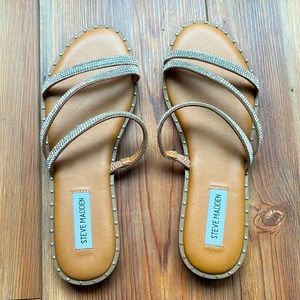 Like new Steve Madden sandals size 8!!!